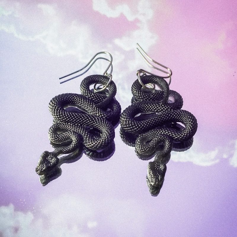 Boucle D’Oreille Serpent Noir Style Gothique